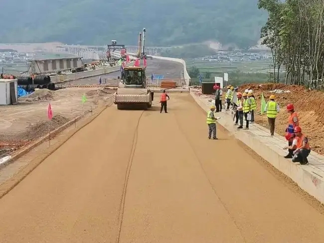 纳雍路基工程